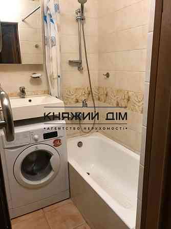 Відмінна 2-х. ком. роздільна м.Олимпийская 5 хвилин. Код об'єкта: 1180935. Київ