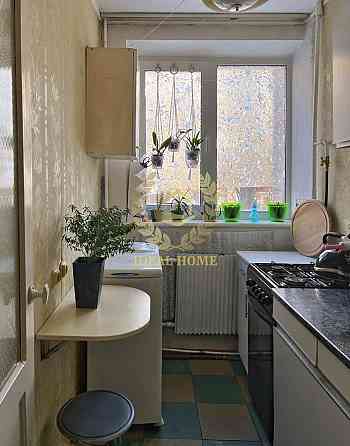 Продаж Квартира 1-кімнатна на Копыловская ул., 10Б Київ