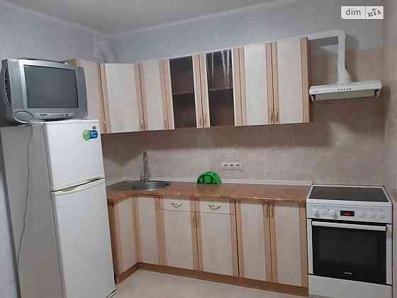 Оренда Квартира 1-кімнатна, 22/22 поверх на Драгоманова ул., 8 а Киев