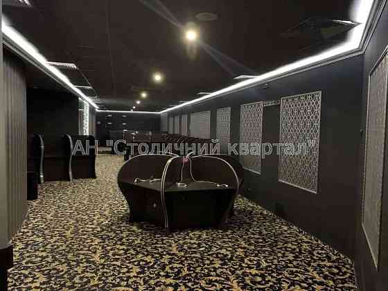 Оренда Будинок на Академіка Єфремова вул., 3 Київ