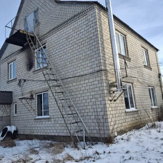 Продаж 2-поверховий Будинок 148.5 кв.м 3 кімн. на Київська Синяк