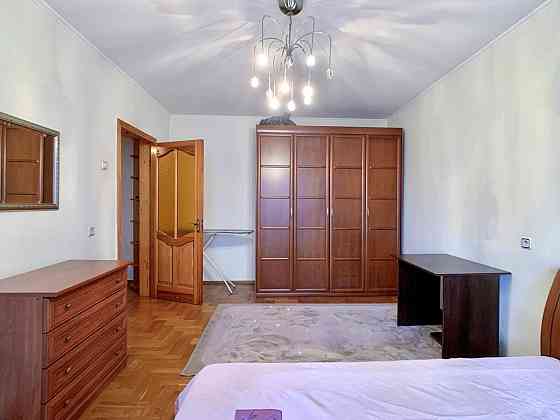 Оренда Квартира 1-кімнатна, 6/16 поверх на Михайла Гришка, 8А Kiev