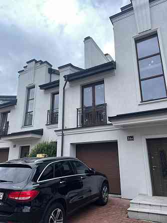 Продаж Будинок 5-кімнатний на вул. Орлика Пилипа Львів