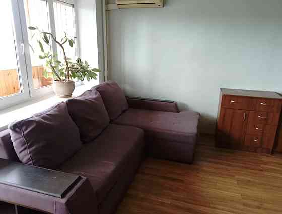 Оренда Квартира 1-кімнатна, 7/16 поверх на Русанівський бульвар, 2/8 Kiev