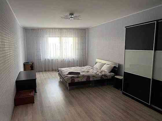 Оренда Квартира 3-кімнатна, 16/25 поверх на пр. Петра Григоренко Kiev