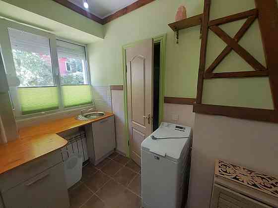 Оренда Квартира 1-кімнатна, 1/10 поверх на Олеся Гончара, 47/49 Киев