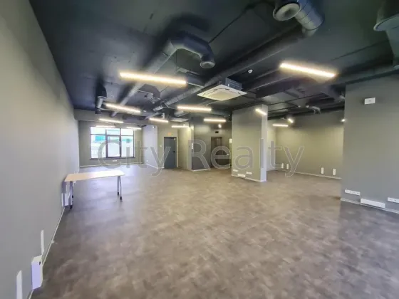 For rent Office Spaces area 143 sq.m floor 3 Kiev Верхній Вал 64 Kiev