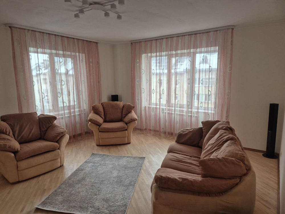 Оренда Квартира 3-кімнатна, 5/7 поверх на Південний б-р Ivano-Frankivs'k - photo 2