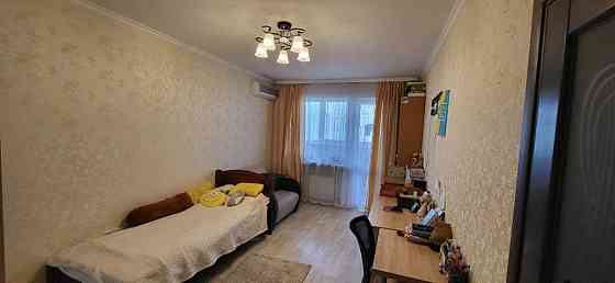 Продаж Квартира 2-кімнатна, 16/16 поверх на Гмирі, 9А Київ