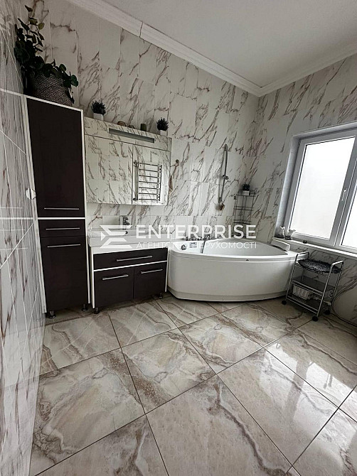 Продаж 2-поверховий Будинок з ділянкою 3.55 сот 254.7 кв.м 7+ кімн. на Продольна 1 вул. Киев - изображение 12