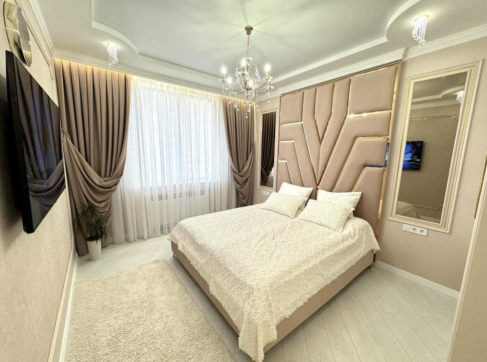 Продаж Квартира 3-кімнатна, 22/24 поверх на Люстдорфская дорога ул. Одеса - фото 1