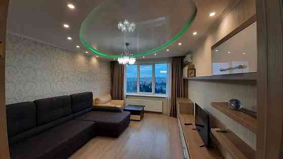 Оренда Квартира 2-кімнатна на Харьковское шоссе, 17 Kiev