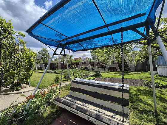 Продаж Будинок 5-кімнатний на Авіаційна вул., 43А Київ