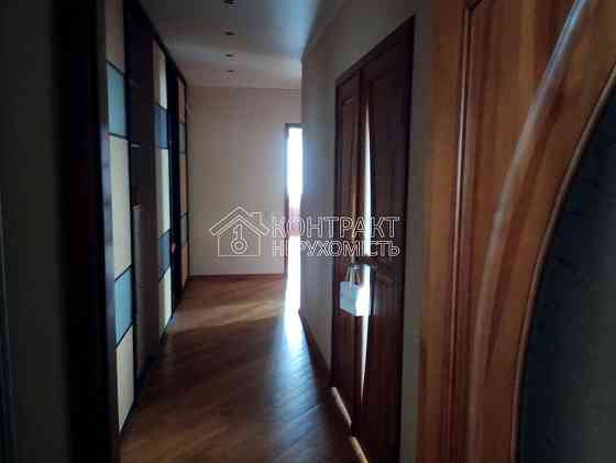 Оренда Квартира 3-кімнатна, 8/10 поверх на вул. Лебединська Харків