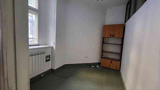 Оренда офісне приміщення на вул. Зелена приміщень - 4, поверх - 1/4 Львів