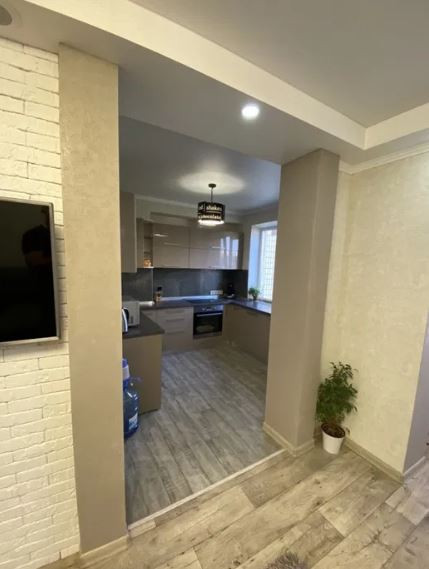 Квартира с ремонтом в центре Таирова. Одеса - фото 1