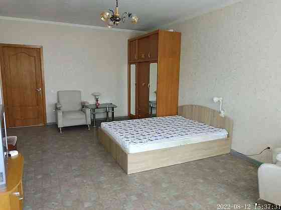 Оренда Квартира 1-кімнатна, 12/25 поверх на Верховного Совета бульв., 14б Kiev