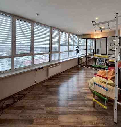 Оренда Квартира 3-кімнатна, 9/10 поверх на Любарского пер., 4А Dnipro