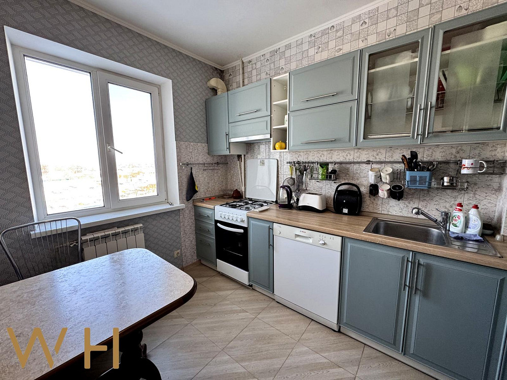 Продаж Квартира 3-кімнатна, 6/9 поверх на Каштановая вул., д. 14-А Київ - фото 1