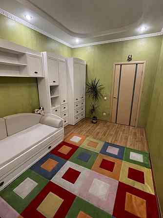 Продаж Квартира 3-кімнатна, 4/4 поверх на Нигояна, 42 Днепр