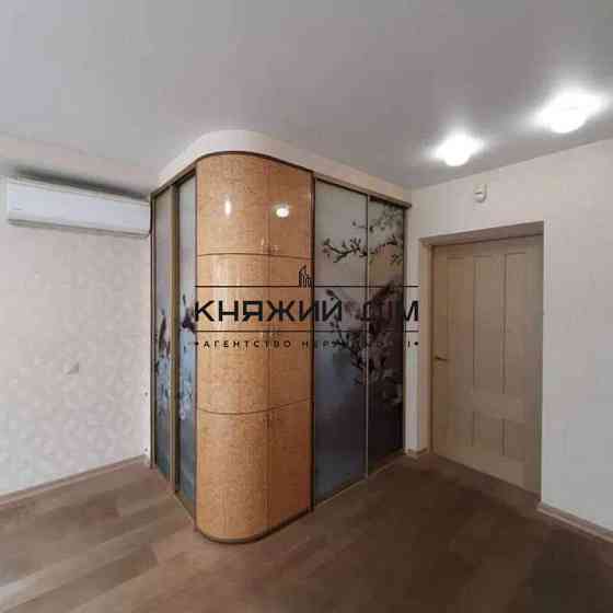 Продаж 2-кімнатна квартира, Чоколовка, Солом'янський р-н. № 21143997 Kiev