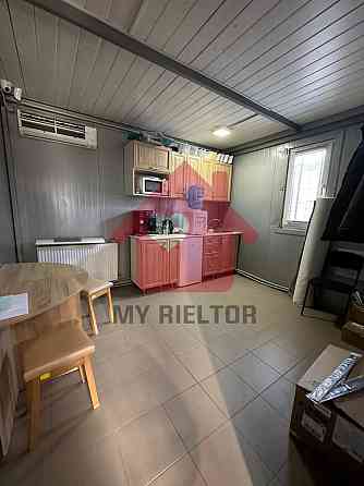 Оренда приміщення вільного призначення на Краснодонців поверх - 1 Uzhhorod