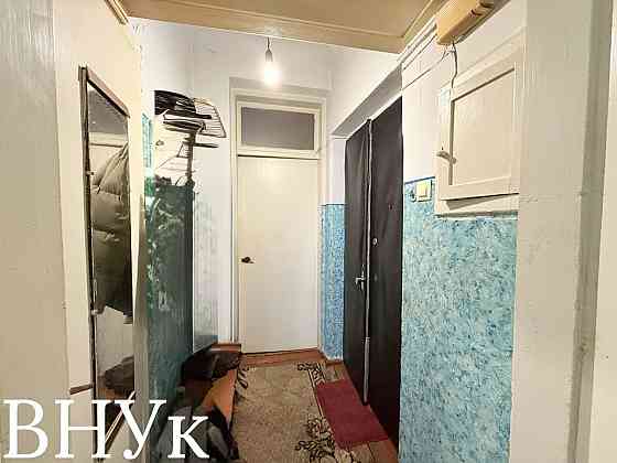 Продаж Квартира 1-кімнатна, 1/3 поверх на Будівельників Луцк