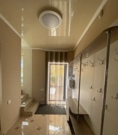 Тишина за городом, город рядом: уютный 2-этажный таунхаус Nerubaiske