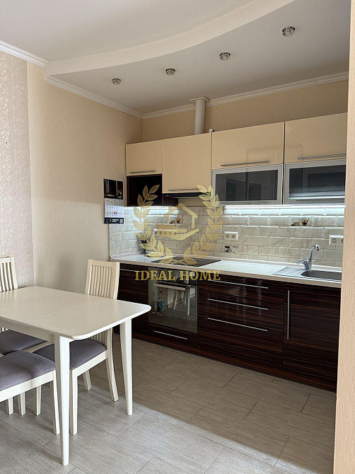 Продається 2 кімнатна квартира Оболонь Пріорка Київ - фото 3