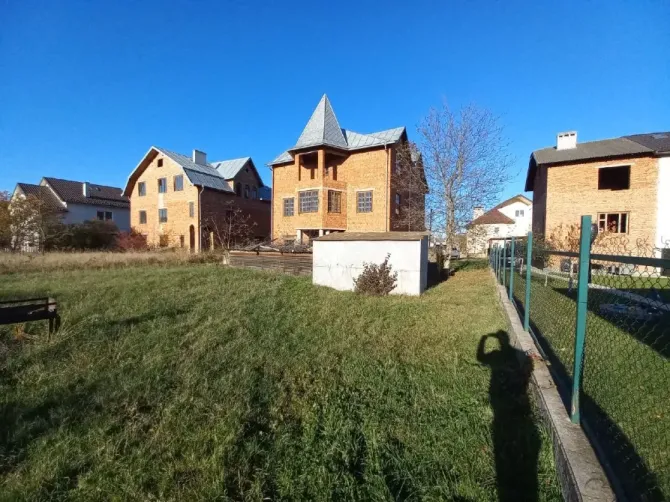 Продаж 3-поверховий Будинок з ділянкою 12 сот 206 кв.м 6 кімн. на вулиця Галицька, 1 Івано-Франківськ - фото 6
