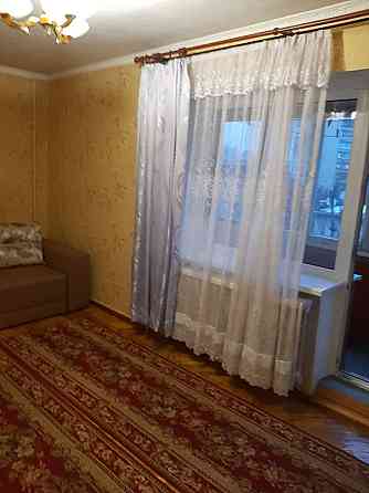 Оренда Квартира 1-кімнатна, 6/8 поверх на вул. Братів Зерових, 1 Київ