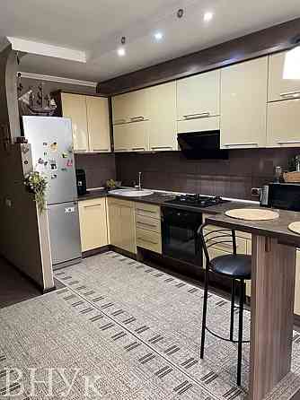 Продаж Квартира 2-кімнатна, 9/10 поверх на Кравчука Луцк