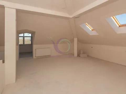 Продаж 3к Квартира 235 кв.м вул. Буковинська 6А Чернівці - фото 3