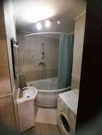 Оренда Квартира 1-кімнатна, 18/24 поверх на вул. Урлівська, 15 Kiev