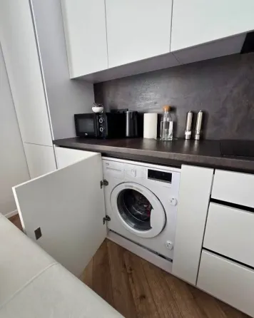 Продаж 1к Квартира 50 кв.м Фогарашія 17 Ужгород