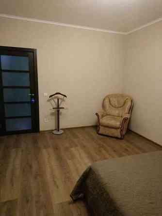 Оренда Квартира 1-кімнатна, 14/25 поверх на ул. Елены Пчилки Київ