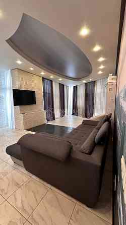 Продаж Квартира 3-кімнатна, 19/23 поверх на вул. Отакара Яроша Харьков