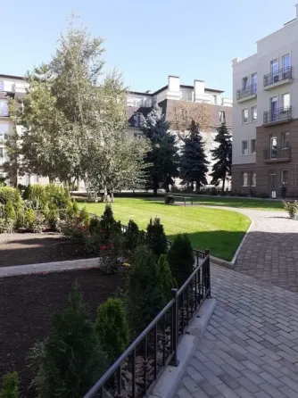 For sale 2-room Apartment 76 sq.m пров Травневый ЖК Челси Odessa