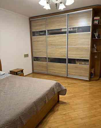 Продаж Квартира 3-кімнатна, 5/6 поверх на вул. Велика Березовиця / Микулинецька Ternopil'