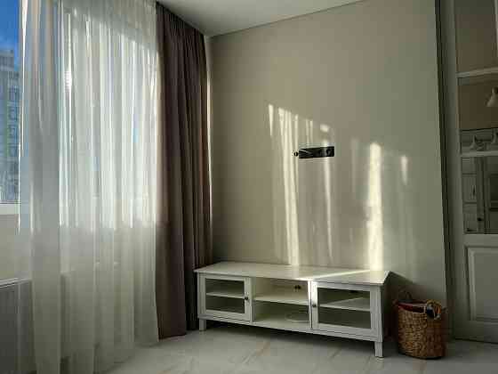 Продаж Квартира 2-кімнатна, 1/5 поверх на Сергія Колоса вул., д. 2Е Київ