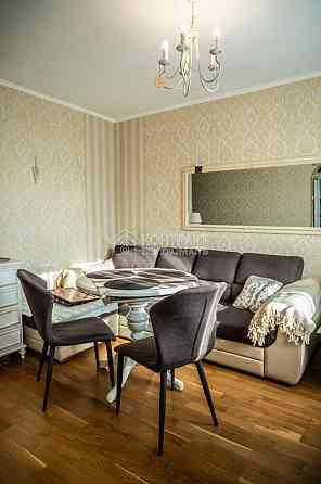 Продаж Квартира 3-кімнатна, 9/9 поверх на вул. Велика Кільцева Харків