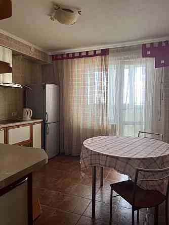 Оренда Квартира 1-кімнатна, 14/16 поверх на Сосницька, 19 Kiev