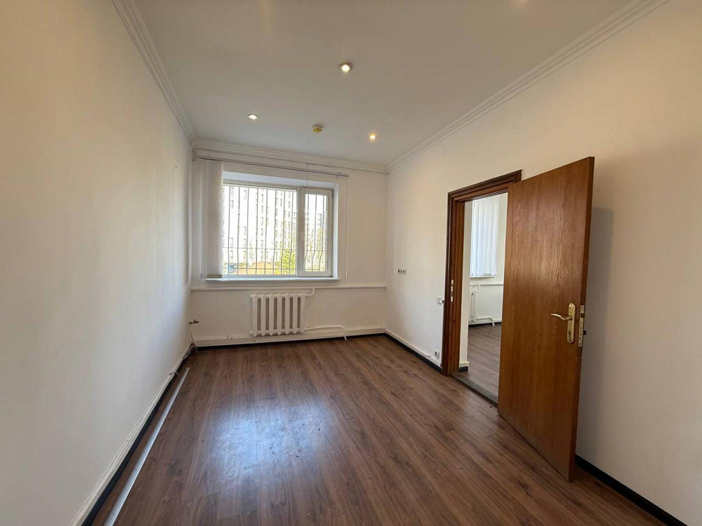 Оренда офісне приміщення на вул. Уманська приміщень - 3, поверх - 3/7 Львів - фото 1