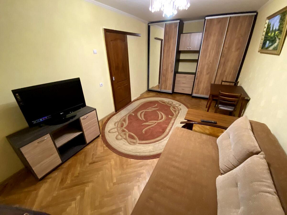 Оренда Квартира 2-кімнатна, 8/9 поверх на просп. Павла Тичини, 26 Київ - фото 1