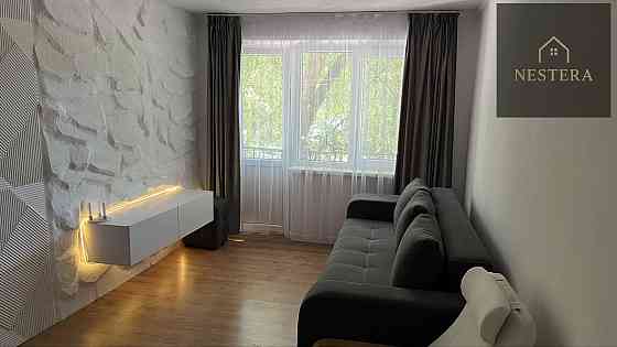 Продаж Квартира 1-кімнатна, 2/5 поверх на Капушанська вул., 35 Ужгород