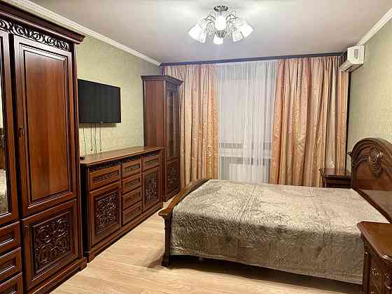 Оренда Квартира 1-кімнатна, 7/25 поверх на Здолбунівська, 13 Київ