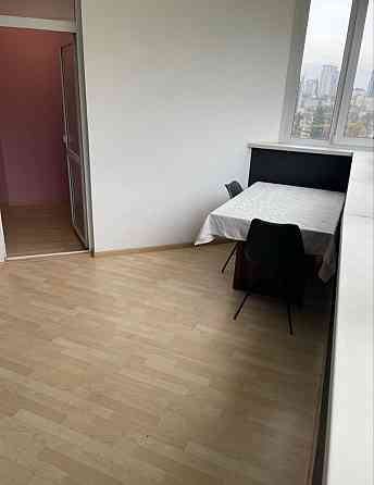 Продаж Квартира 2-кімнатна, 10/25 поверх на Саперно-Слобідська вул., д. 22 Київ