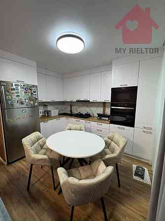 Продаж трикімнатної квартири по вул.Заньковецької Uzhhorod