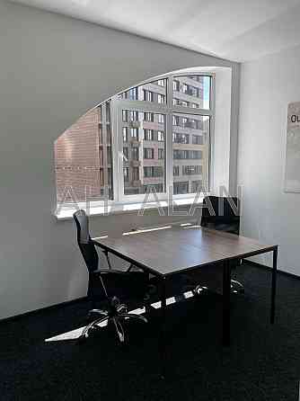 Оренда Будинок 3-кімнатний на Антоновича вул., 72 Kiev