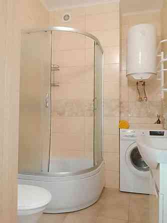 Оренда Квартира 1-кімнатна, 15/25 поверх на Володимира Наумовича, 4 Kiev